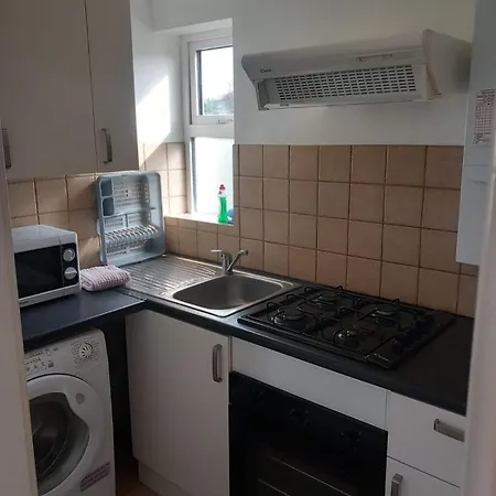 33b Steepleview * Trim